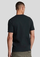 Cargar imagen en el visor de la galería, LYLE & SCOTT DARK NAVY T-SHIRT