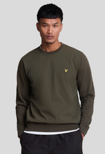 Cargar imagen en el visor de la galería, OLIVE HYBRID SWEATSHIRT
